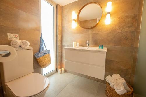 Villa Protaras Art House Seviews