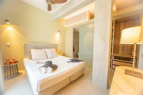 Villa Protaras Art House Seviews