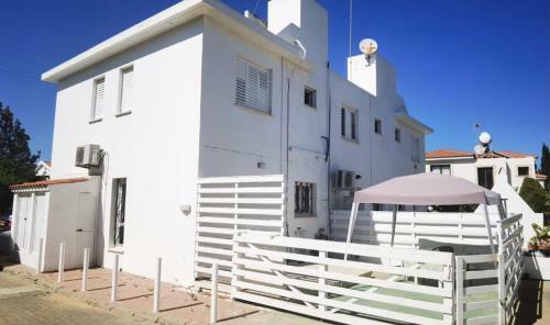 2 Bedroom Semi Detached Villa