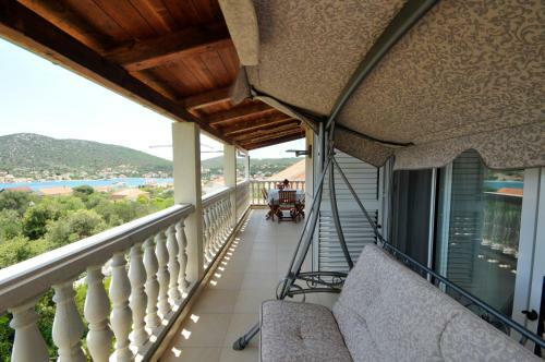Holiday House Mili