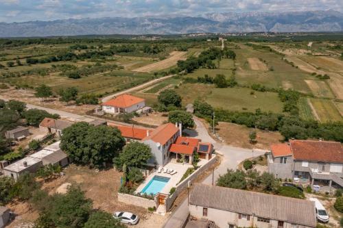 Beautiful Villa Bandela