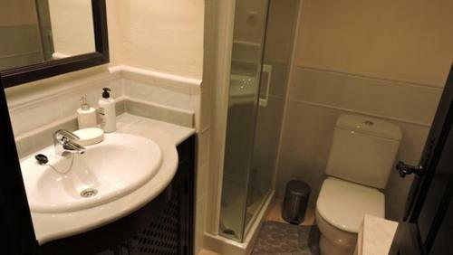 Hl025 Luxury 3 Bedroom Villa With Community Pool