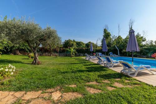 Holiday Home Tamaris With Pool