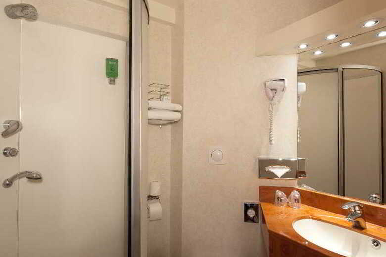Hotel Comfort Aeroport Cdg