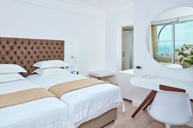Hotel Grecian Park