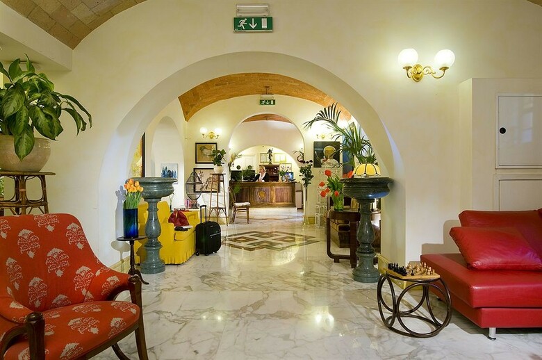 Hotel Emona Aquaeductus