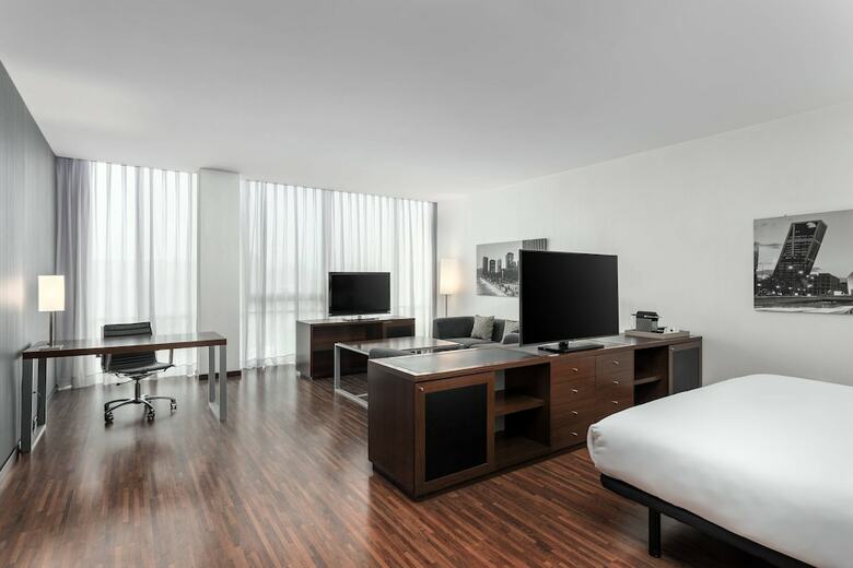 AC Hotel La Finca By Marriott