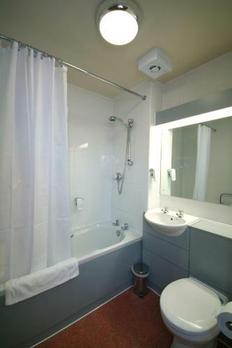 Hotel Pride Of Lincoln By Good Night Inns