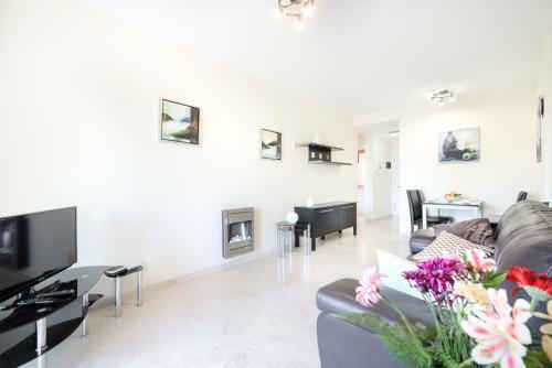 Elegant Apartment In Palm Mar