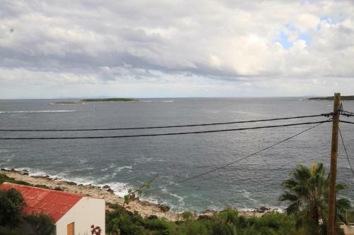 Apartments By The Sea Milna, Vis - 8917