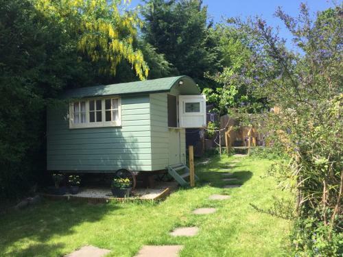 Bed & Breakfast Cherryberry Lodges