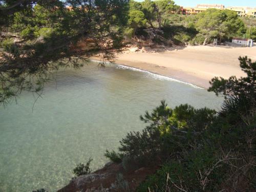 Maisonnette, Terrasse, Barbecue Mer � Calafat. Locamar B1