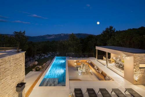 Beautiful Villa Mons Caldera
