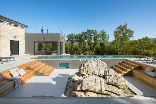 Beautiful Villa Mons Caldera