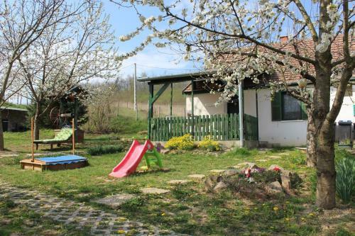 Apartamento Patr�cia Pihen?h�z