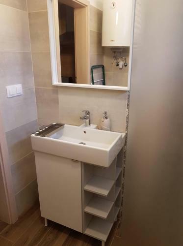 Road House Apartments **** - Als�p�hok