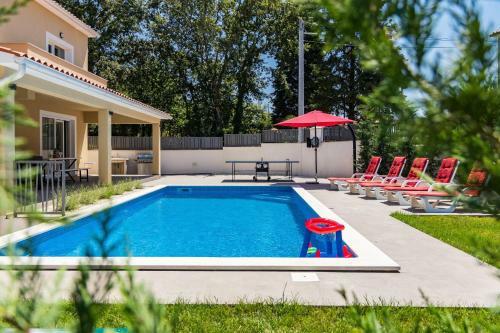 Villa-boscari-relaxing-villa-surrounded-by-woods