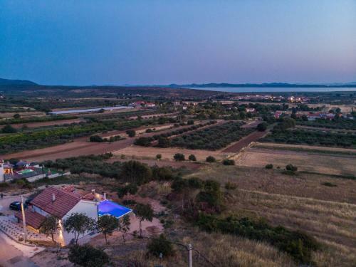 Brand New Villa Cara D Oro, Vrana