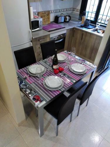 Tenerife Low Cost Solution & Family Treatment!