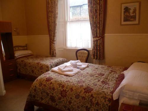 Hostal Acorn House