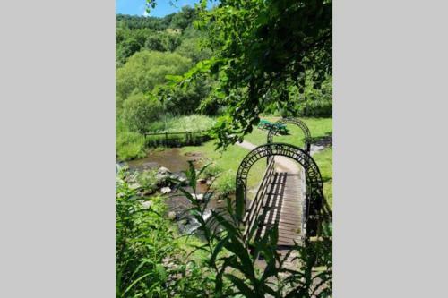 Apartamento Tranquil Welsh Mountain Gem, Abertillery, Wales