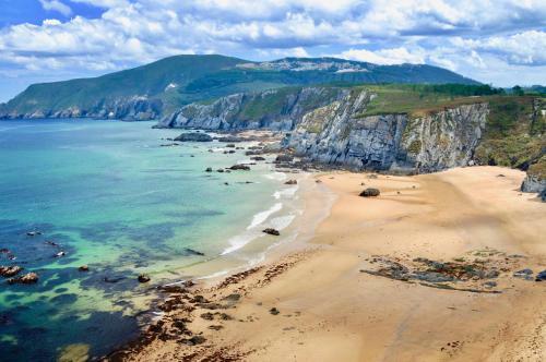 Hostal The Cliffs - Galleon Amieiro