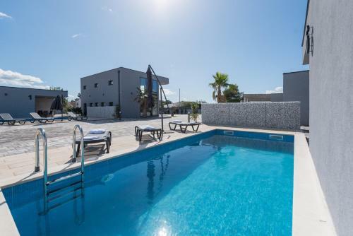 Exclusive Villas Resort & Spa Vir