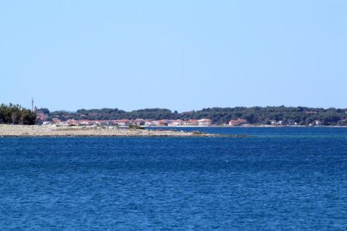 Apartments By The Sea Vir - 18572