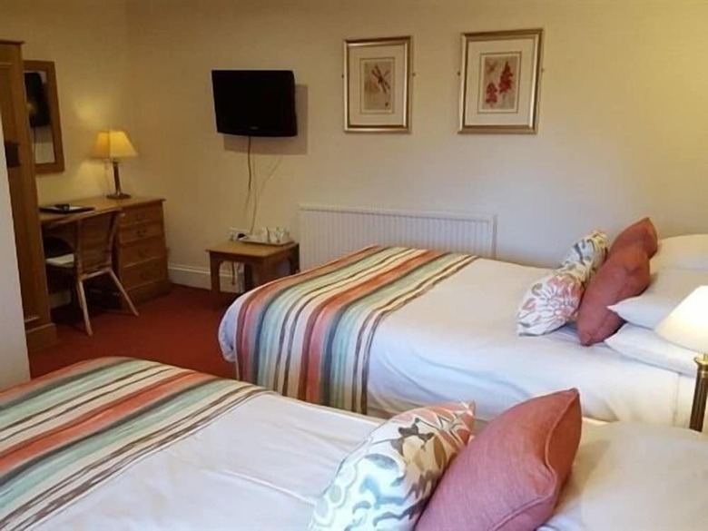 Apple Tree Hotel