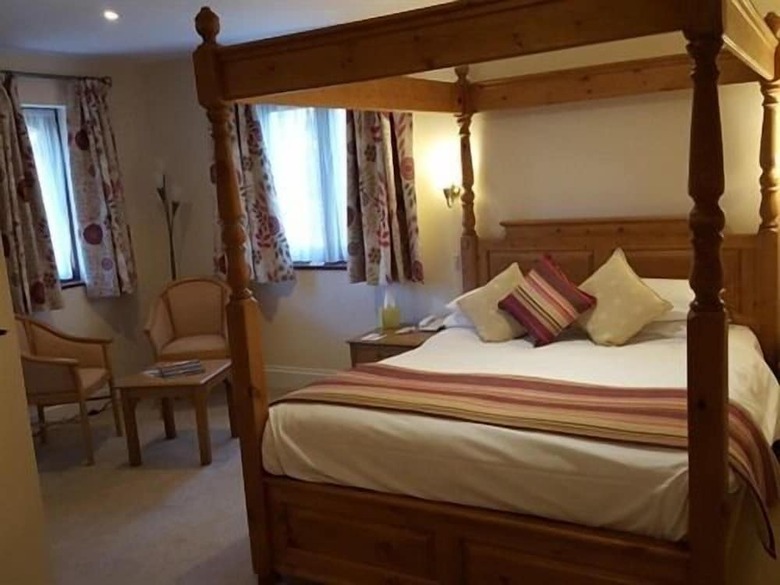 Apple Tree Hotel