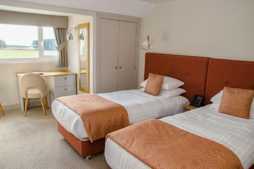 Malin Court Hotel And Restaurant