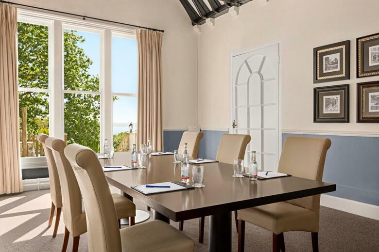 Trenython Manor Hotel & Spa