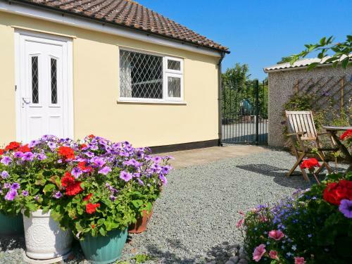 Benjay Cottage