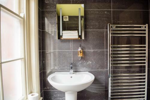 Hostal Drapers Hall Restaurant & Boutique Rooms