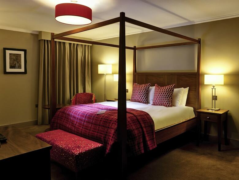 Mercure London Staines-upon-thames Hotel