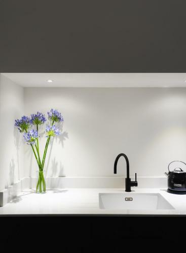 Deluxe Apartment In Historic Quarter Near Beaches