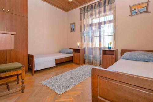 Holiday House With A Parking Space Svirce, Hvar - 17682