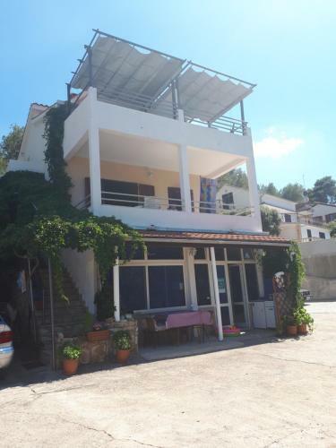 Apartamento Mala Basina -maslina