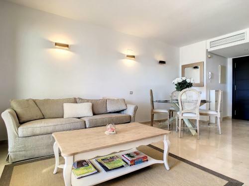 Encina Apartment At Las Colinas Golf Resort