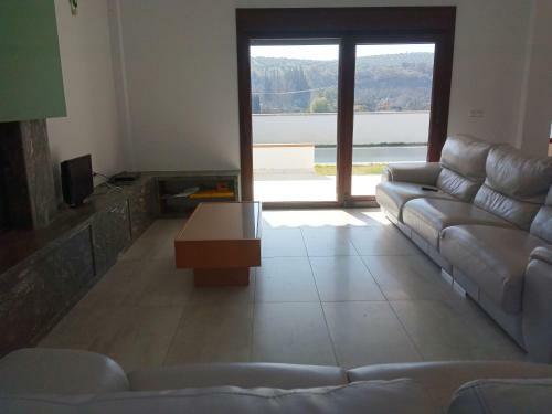Villa Madodos Con Piscina Privada, Jacuzzi, Barbacoa Y Chimenea