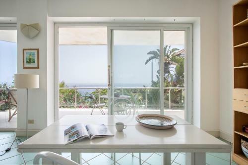 Apartamento Lighthouse On The Sea In Pozzillo - Starfish