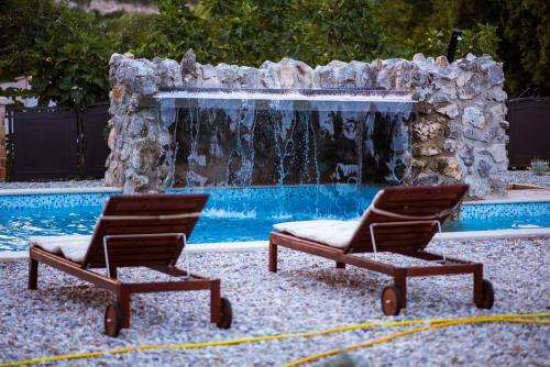 Luxury Villa With A Swimming Pool Vrbnik, Krk - 17429