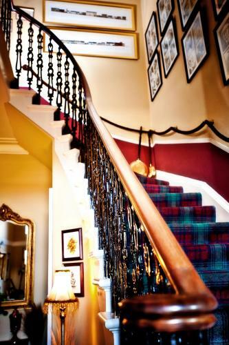 Hostal Golf View B&B