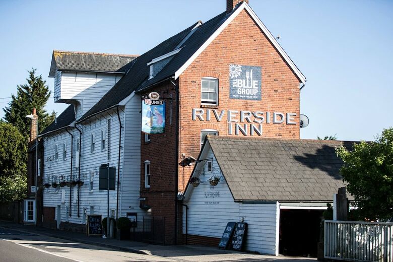 Posada The Riverside Inn