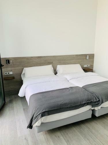 La Casita Private Rooms