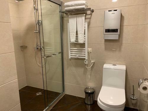 2 Bedroom Apartment In Oasis