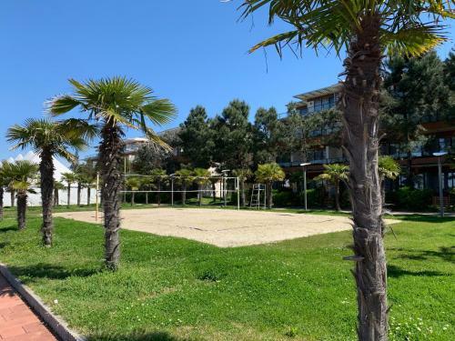 2 Bedroom Apartment In Oasis