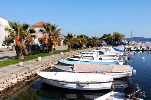 Apartments With A Parking Space Srima - Vodice, Vodice - 17660