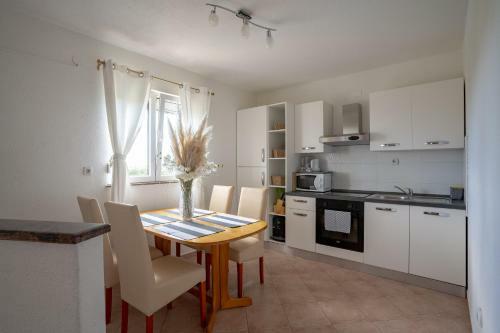Apartments Marjanovic