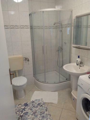 Vodice Mladen Apartman Za Familiju